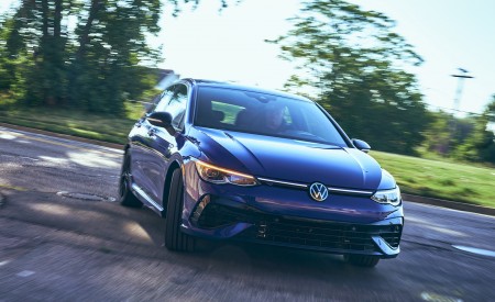 2022 Volkswagen Golf R 20th Anniversary Edition (US-Spec) Front Wallpapers 450x275 (2)