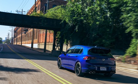 2022 Volkswagen Golf R 20th Anniversary Edition (US-Spec) Rear Three-Quarter Wallpapers  450x275 (4)