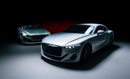 2023 Bentley Mulliner Batur Front Three-Quarter Wallpapers 450x275 (7)