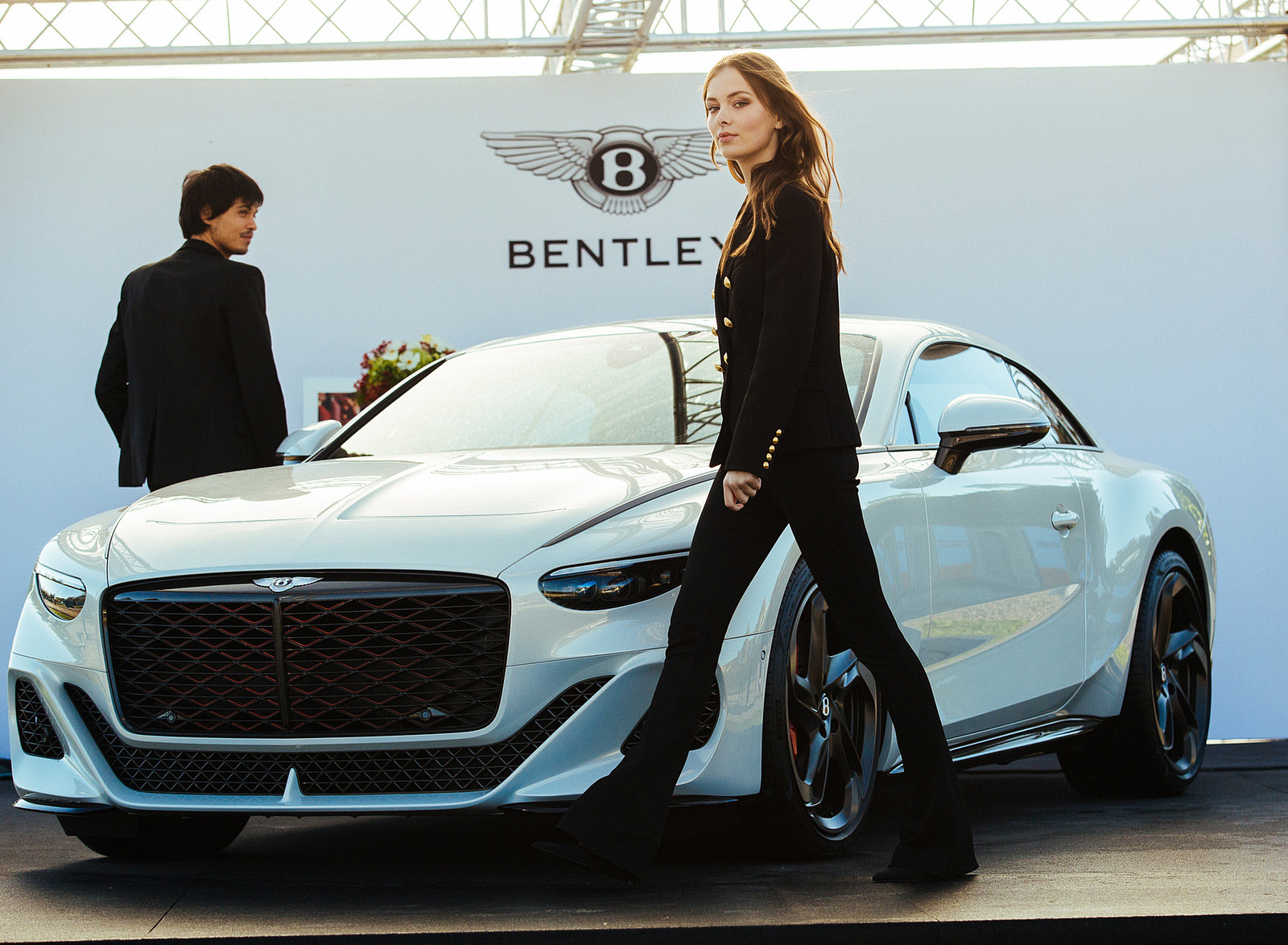 2023 Bentley Mulliner Batur Presentation Wallpapers (15)