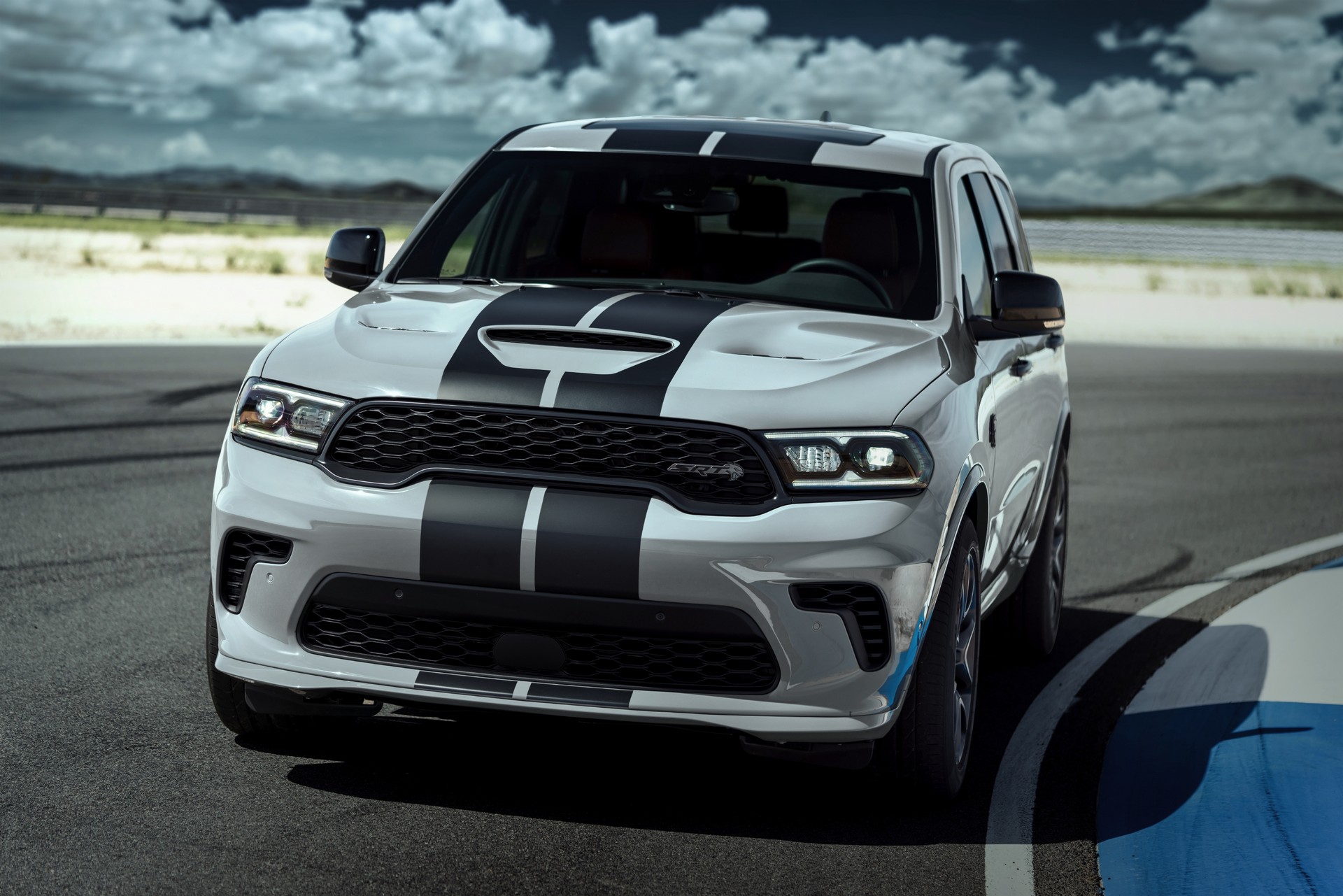 2023 Dodge Durango SRT Hellcat Front Wallpapers (5)