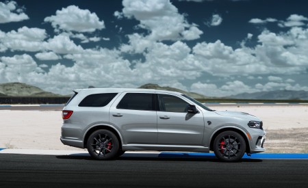 2023 Dodge Durango SRT Hellcat Side Wallpapers 450x275 (6)