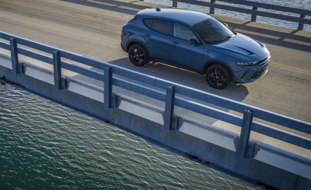 2023 Dodge Hornet GT Front Three-Quarter Wallpapers 450x275 (6)