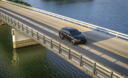 2023 Dodge Hornet GT GLH Concept Front Three-Quarter Wallpapers 450x275 (4)