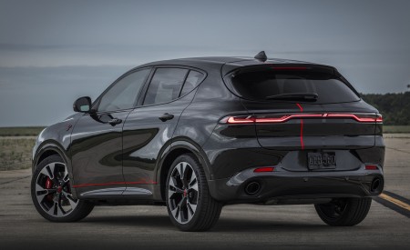 2023 Dodge Hornet GT GLH Concept Rear Three-Quarter Wallpapers 450x275 (14)