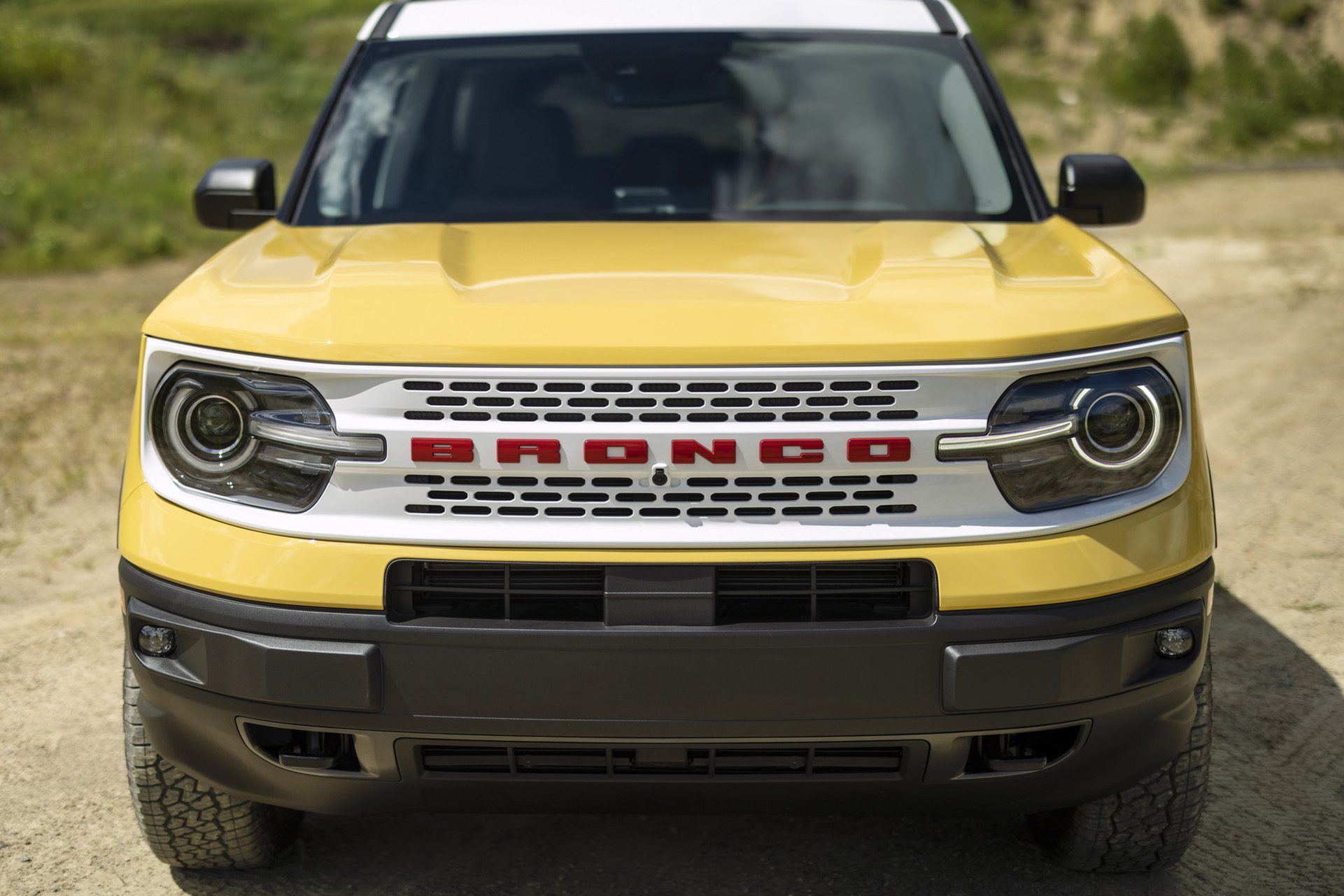 2023 Ford Bronco Sport Heritage Edition (Color: Yellowstone Metallic) Front Wallpapers (10)