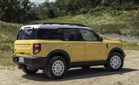 2023 Ford Bronco Sport Heritage Edition Rear Three-Quarter Wallpapers 450x275 (11)