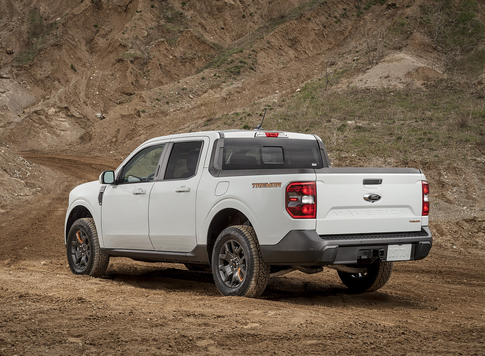 2023 Ford Maverick Tremor Rear Three-Quarter Wallpapers (13)