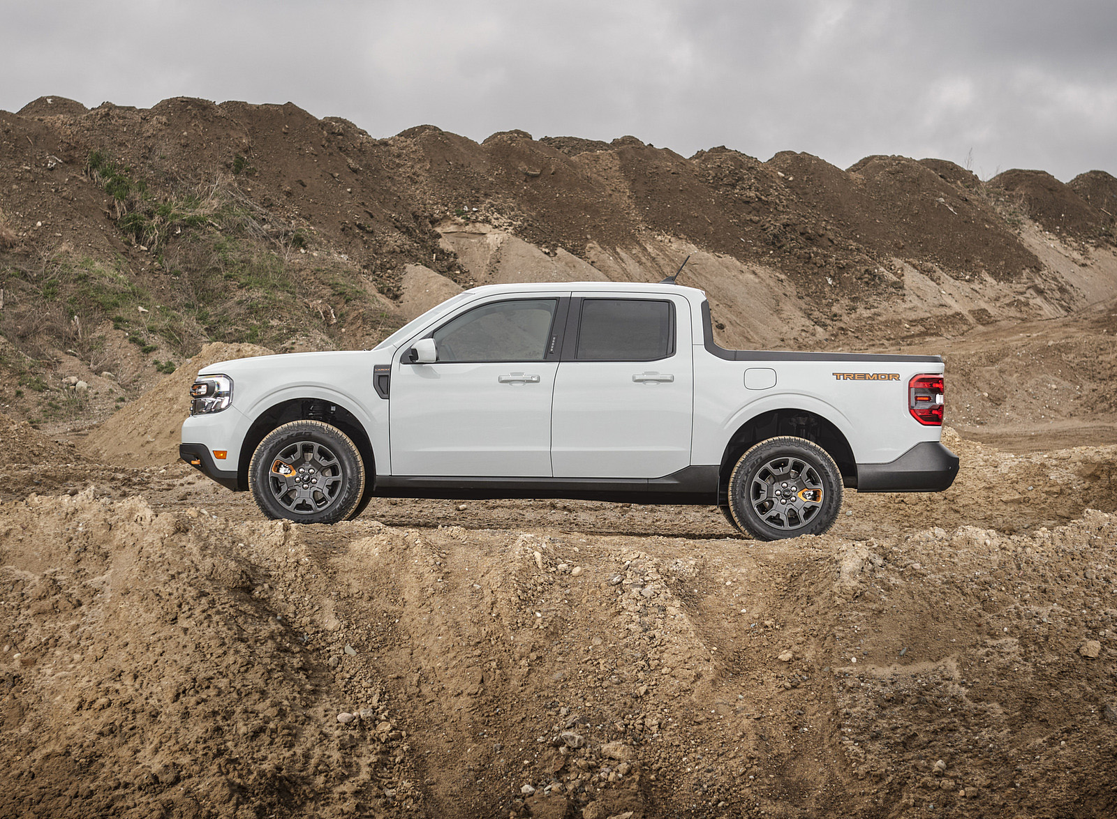 2023 Ford Maverick Tremor Side Wallpapers (15)