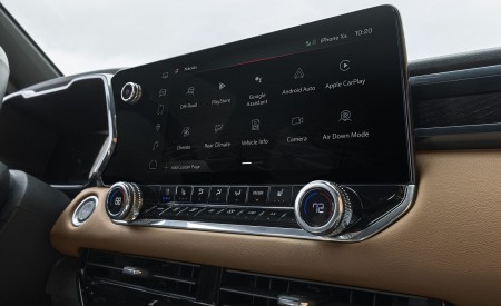 2023 GMC Canyon AT4 Central Console Wallpapers 450x275 (9)