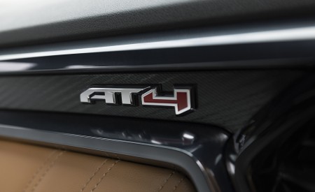 2023 GMC Canyon AT4 Interior Detail Wallpapers 450x275 (13)