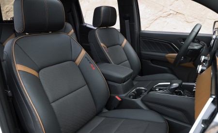 2023 GMC Canyon AT4 Interior Front Seats Wallpapers 450x275 (16)
