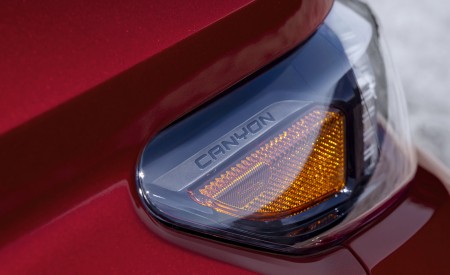 2023 GMC Canyon AT4X Edition 1 Headlight Wallpapers 450x275 (8)