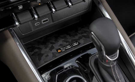 2023 GMC Canyon Denali Interior Detail Wallpapers  450x275 (11)