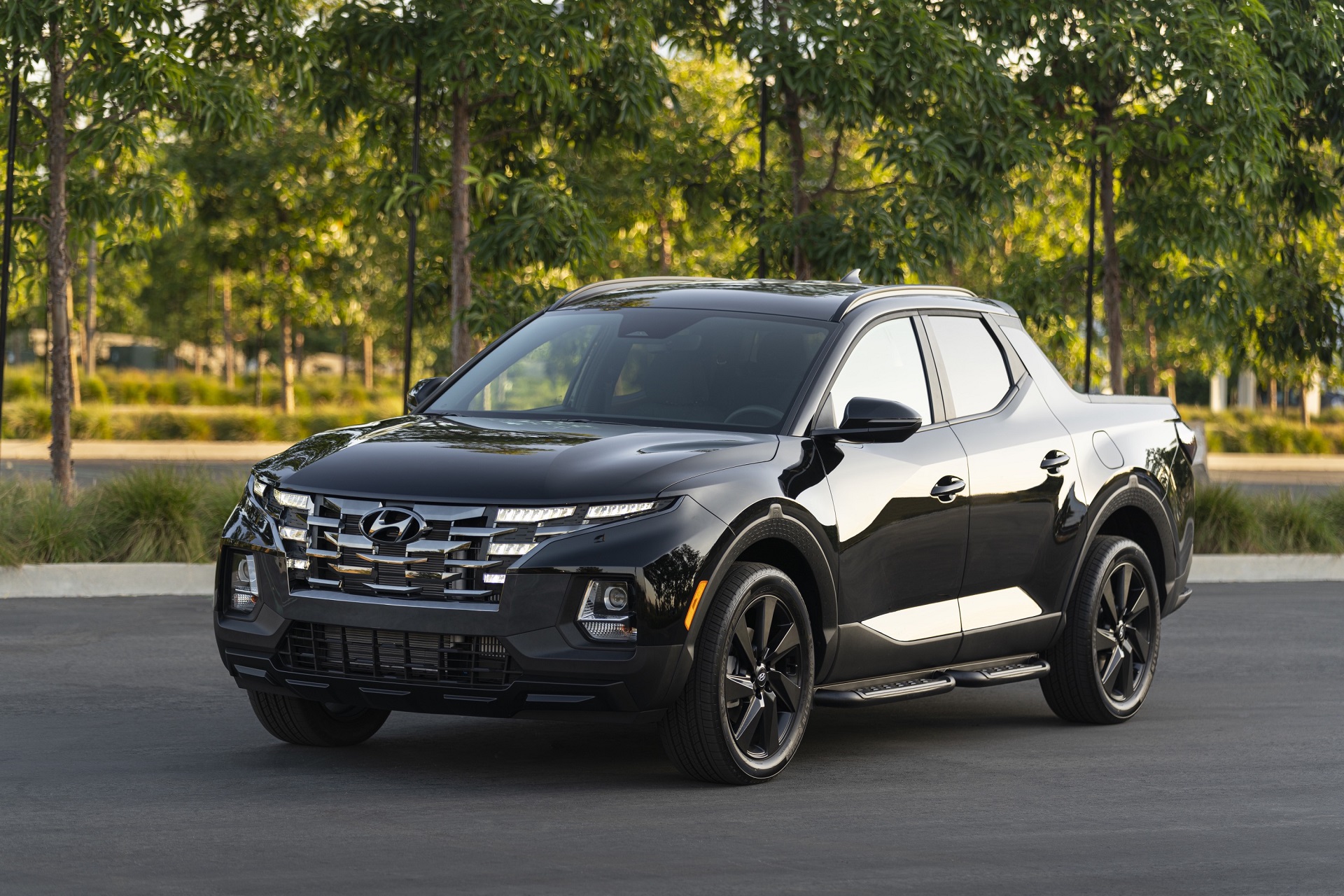 2023 Hyundai Santa Cruz Night Front Three-Quarter Wallpapers (5)