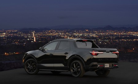 2023 Hyundai Santa Cruz Night Rear Three-Quarter Wallpapers 450x275 (14)