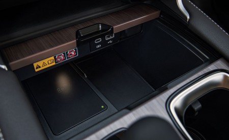 2023 Lexus RX 450h+ Luxury PHEV (Color: Sonic Grey) Interior Detail Wallpapers 450x275 (41)