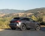 2023 Lexus RX 450h+ Luxury PHEV (Color: Sonic Grey) Rear Three-Quarter Wallpapers 150x120 (21)