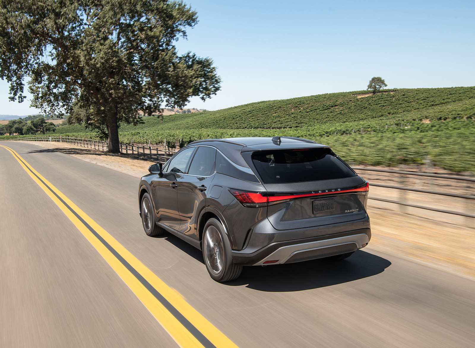 2023 Lexus RX 450h+ Luxury PHEV (Color: Sonic Grey) Rear Three-Quarter Wallpapers (6)