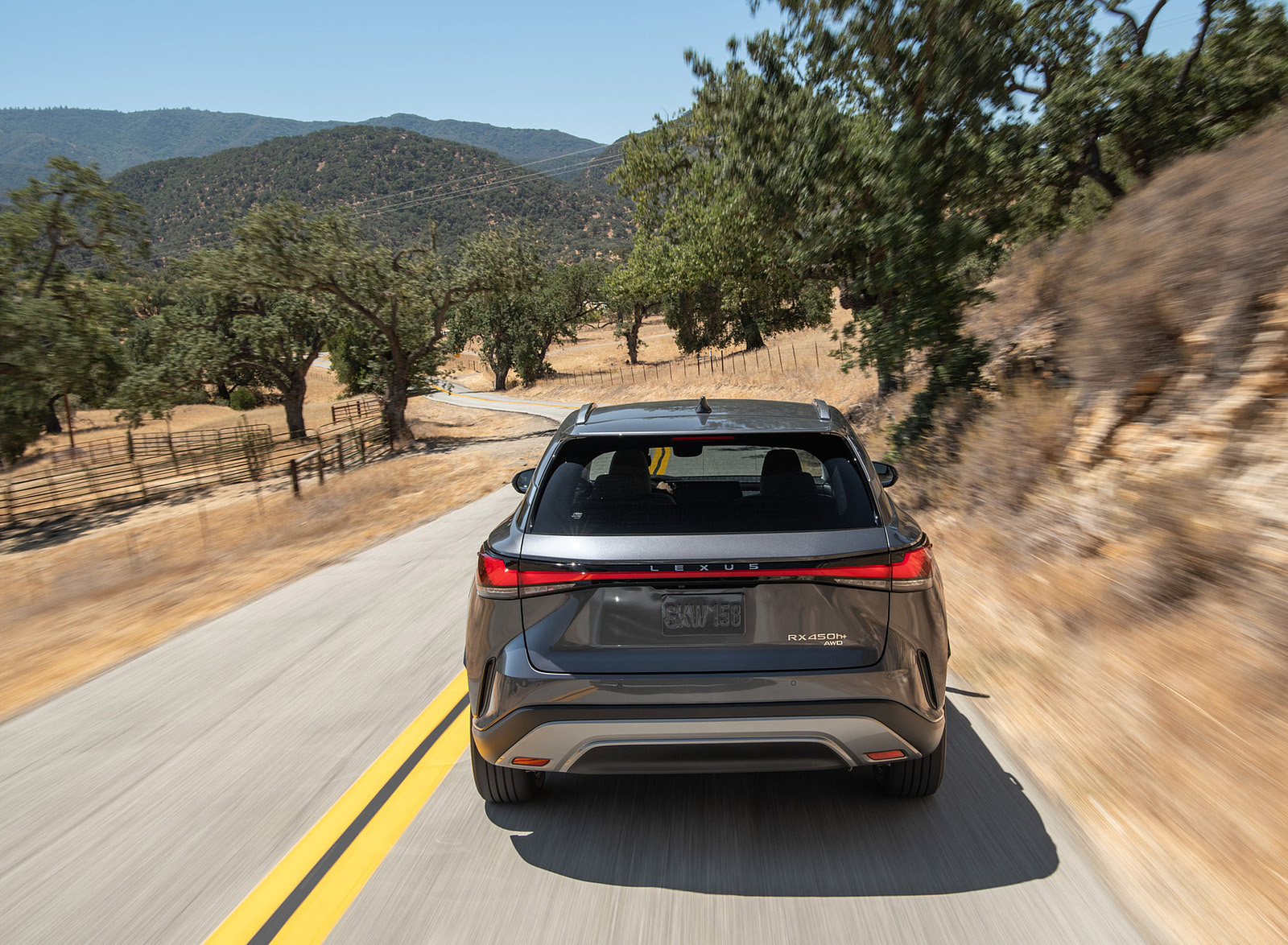 2023 Lexus RX 450h+ Luxury PHEV (Color: Sonic Grey) Rear Wallpapers (7)