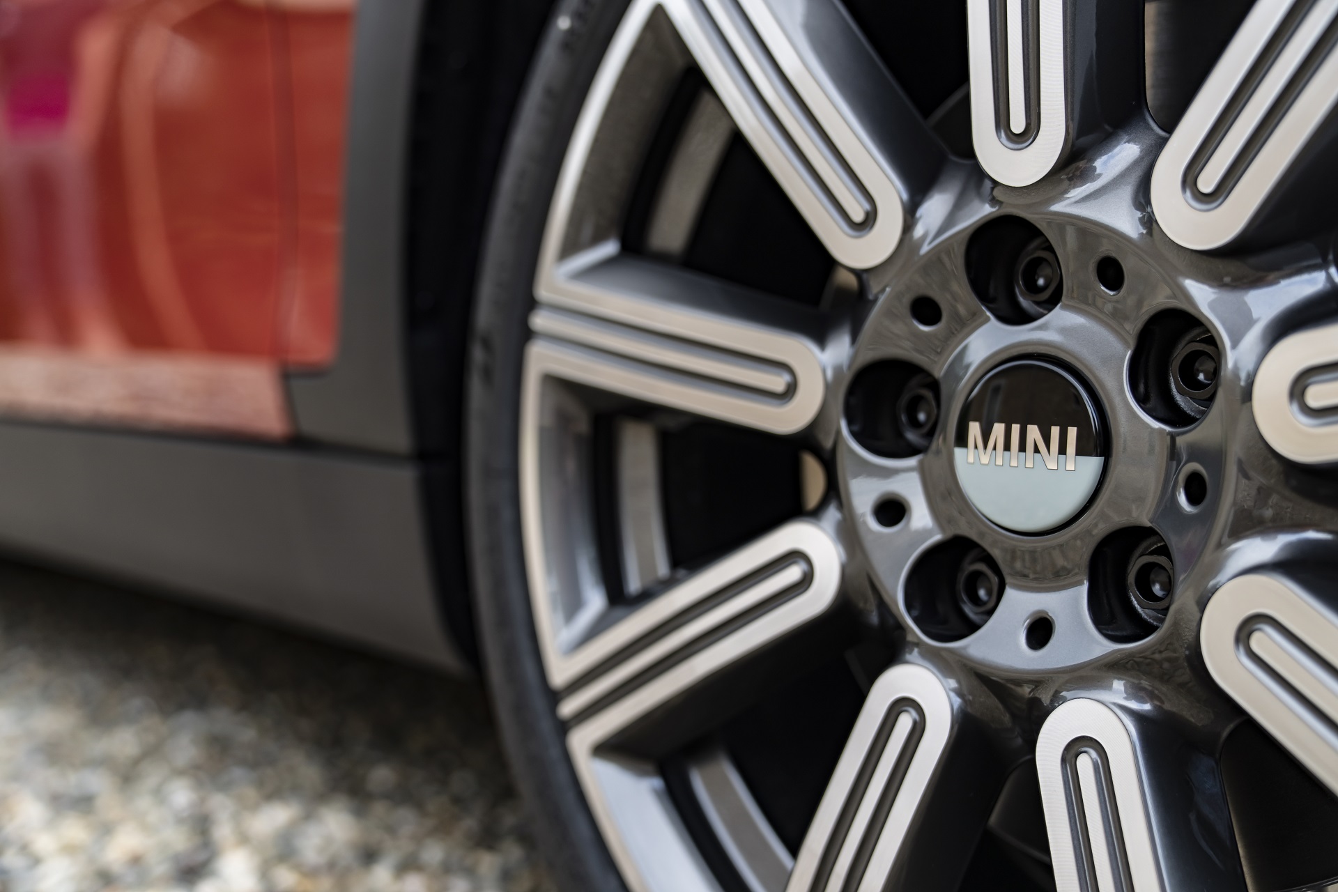 2023 MINI Cooper S Clubman Multitone Edition Brakes Wallpapers #32 of 56