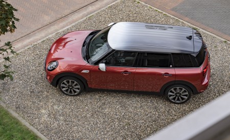 2023 MINI Cooper S Clubman Multitone Edition Top Wallpapers 450x275 (14)