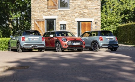2023 MINI Cooper S Clubman Multitone Edition Wallpapers 450x275 (18)
