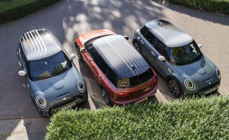 2023 MINI Cooper S Clubman Multitone Edition Wallpapers 450x275 (22)