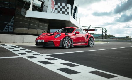 2023 Porsche 911 GT3 RS (Color: Guards Red) Front Three-Quarter Wallpapers 450x275 (20)