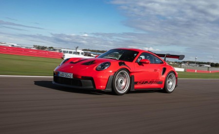 2023 Porsche 911 GT3 RS (Color: Guards Red) Front Three-Quarter Wallpapers 450x275 (8)