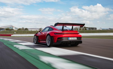 2023 Porsche 911 GT3 RS (Color: Guards Red) Rear Three-Quarter Wallpapers 450x275 (10)