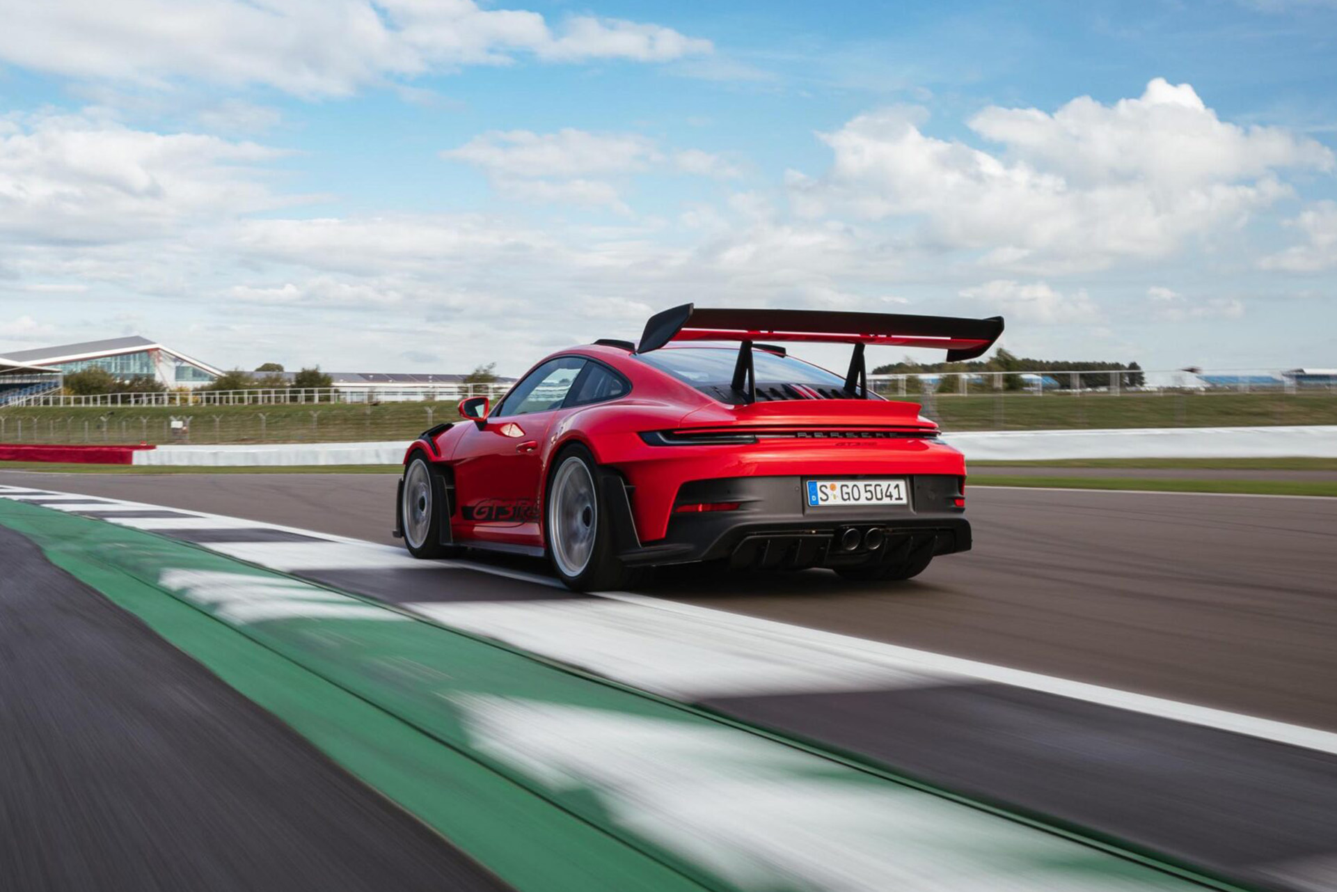 2023 Porsche 911 GT3 RS (Color: Guards Red) Rear Three-Quarter Wallpapers (10)