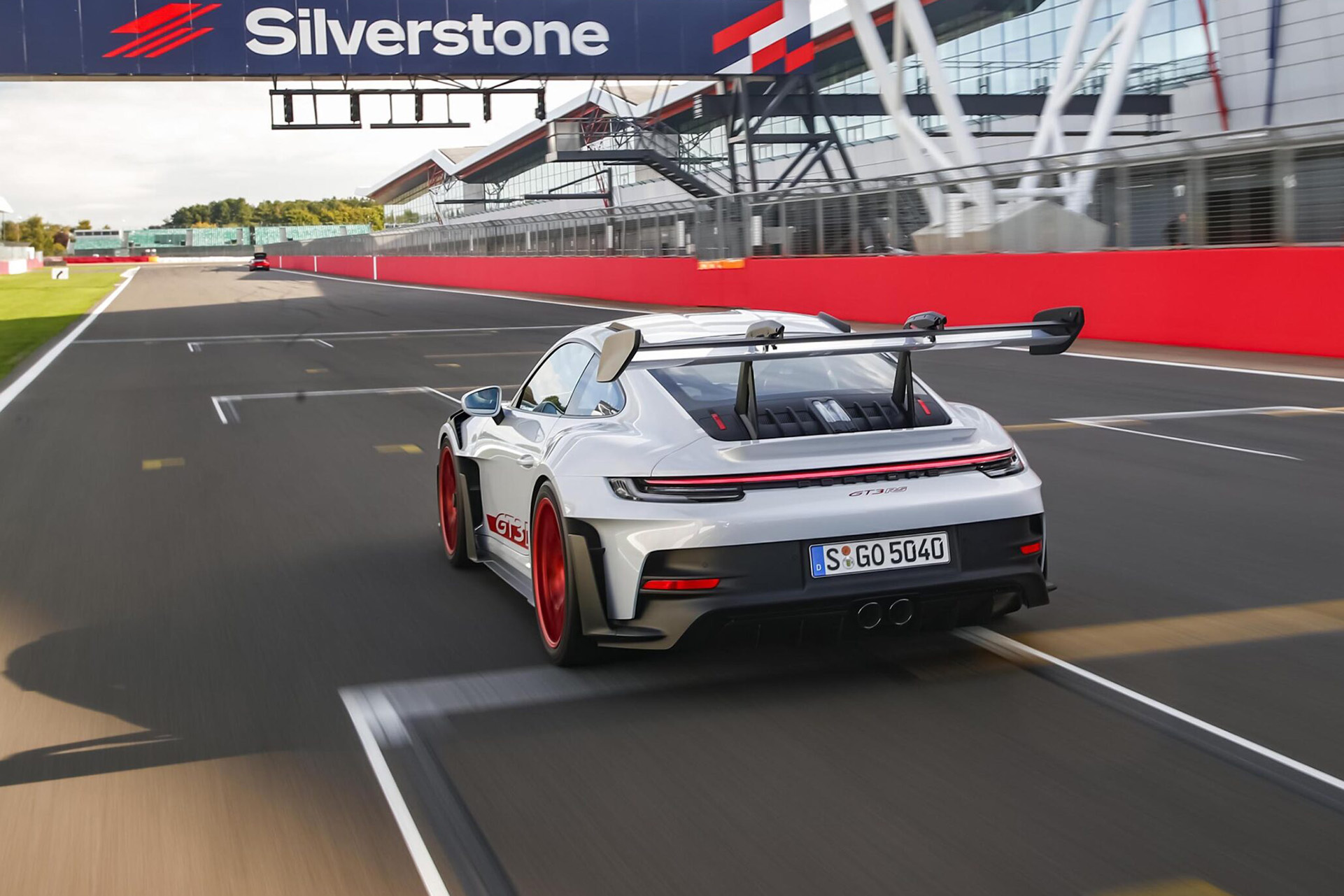 2023 Porsche 911 GT3 RS (Color: Ice Grey Metallic) Rear Wallpapers #56 of 153
