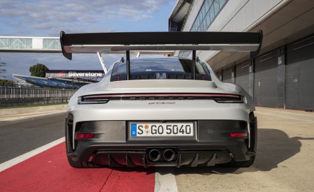 2023 Porsche 911 GT3 RS (Color: Ice Grey Metallic) Rear Wallpapers 450x275 (64)