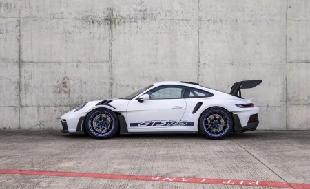 2023 Porsche 911 GT3 RS (Color: White) Side Wallpapers 450x275 (102)