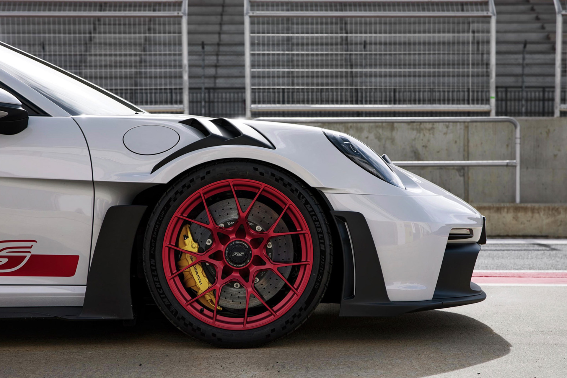 2023 Porsche 911 GT3 RS Detail Wallpapers (9)