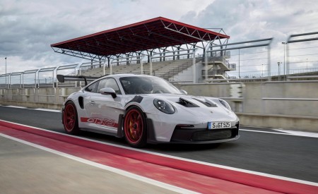 2023 Porsche 911 GT3 RS Front Three-Quarter Wallpapers  450x275 (118)
