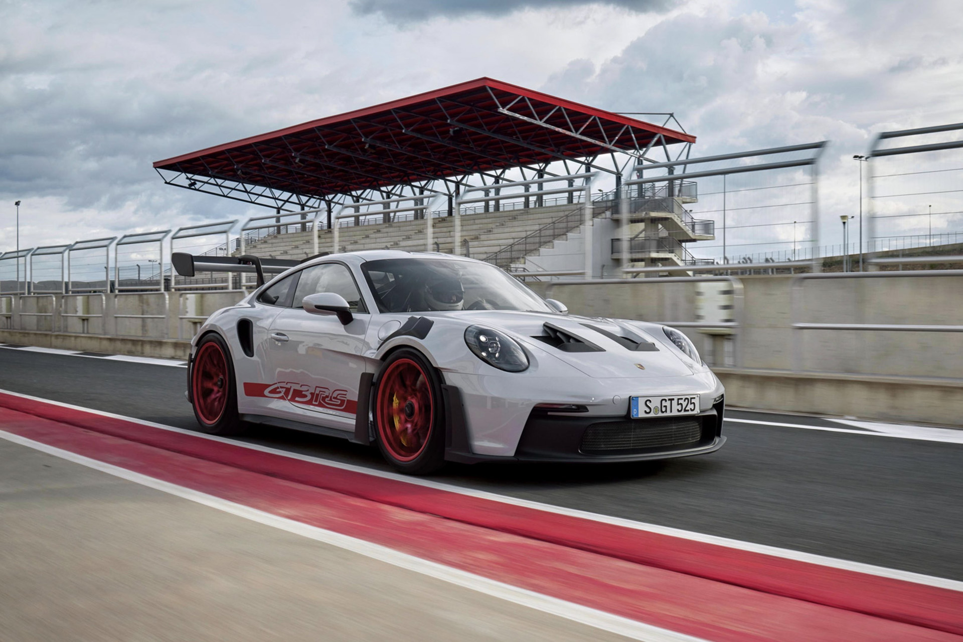 2023 Porsche 911 GT3 RS Front Three-Quarter Wallpapers  (6)