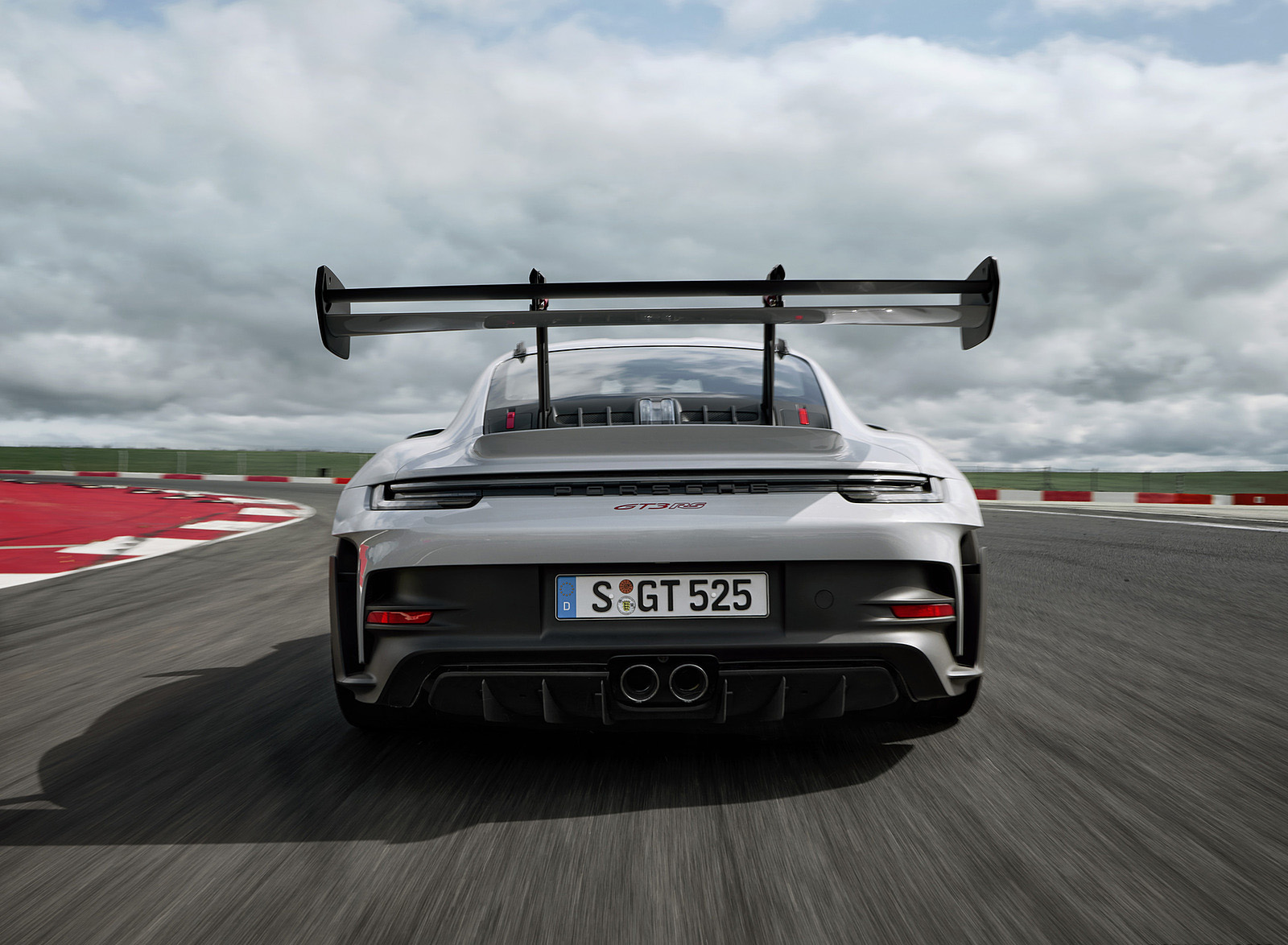 2023 Porsche 911 GT3 RS Rear Wallpapers (3)