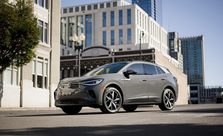 2023 Volkswagen ID.4 AWD Pros S Plus Front Three-Quarter Wallpapers  450x275 (12)