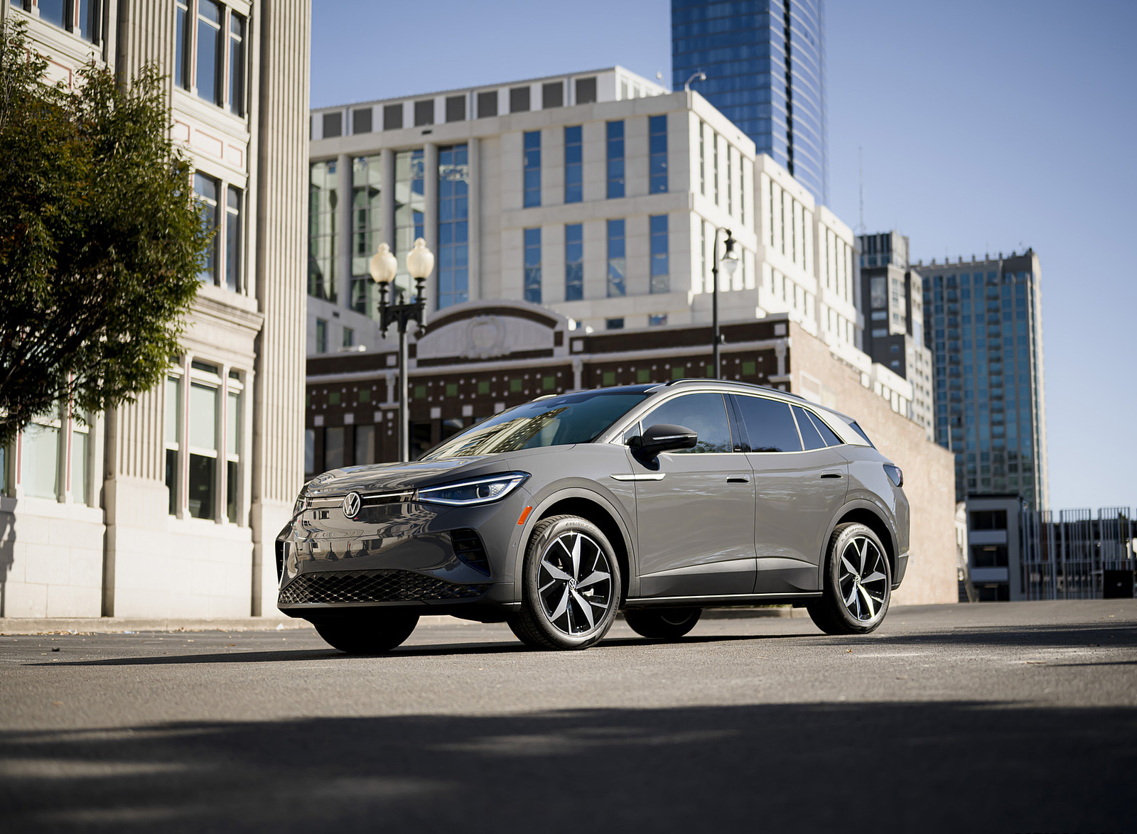 2023 Volkswagen ID.4 AWD Pros S Plus Front Three-Quarter Wallpapers  (12)
