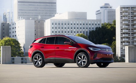 2023 Volkswagen ID.4 AWD Pros S Plus Front Three-Quarter Wallpapers 450x275 (55)