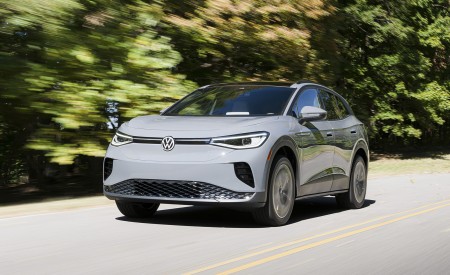 2023 Volkswagen ID.4 AWD Pros S Plus Front Three-Quarter Wallpapers 450x275 (9)