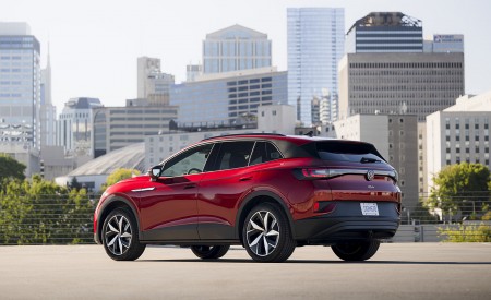 2023 Volkswagen ID.4 AWD Pros S Plus Rear Three-Quarter Wallpapers 450x275 (56)