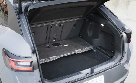2023 Volkswagen ID.4 AWD Pros S Plus Trunk Wallpapers  450x275 (33)