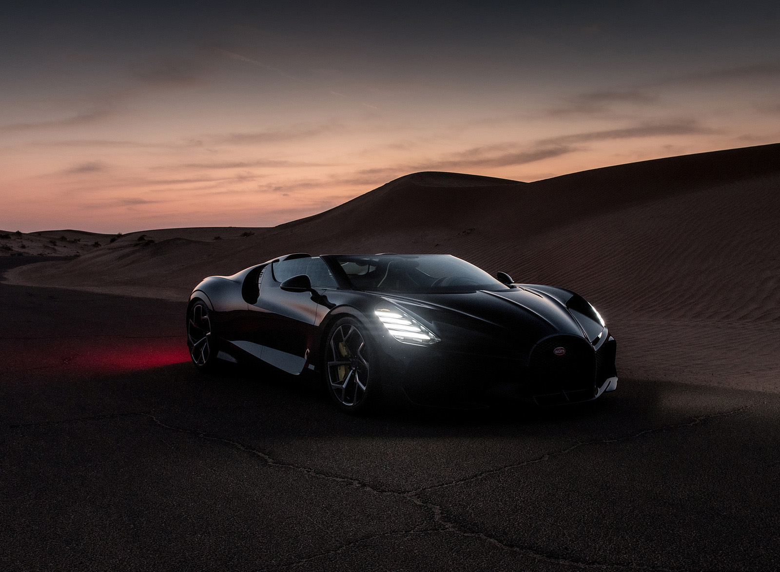 2024 Bugatti W16 Mistral Front Three-Quarter Wallpapers (9)