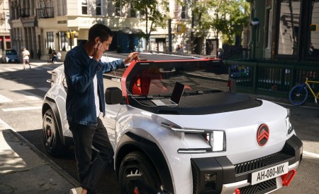 2022 Citroën Oli Concept Front Three-Quarter Wallpapers 450x275 (18)