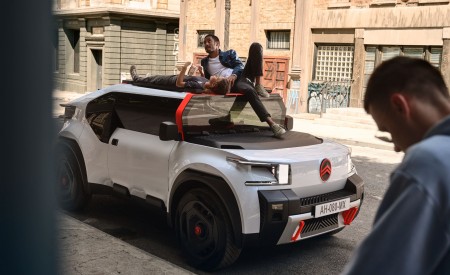 2022 Citroën Oli Concept Front Three-Quarter Wallpapers 450x275 (19)