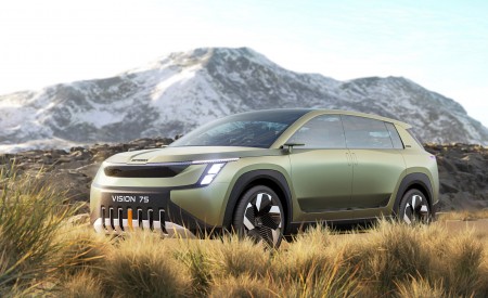 2022 Škoda Vision 7S Front Three-Quarter Wallpapers 450x275 (3)