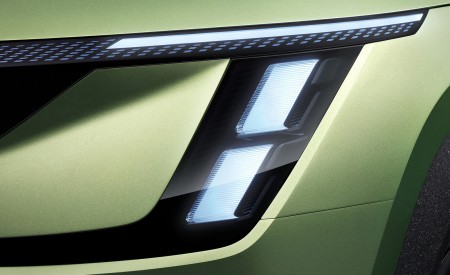 2022 Škoda Vision 7S Headlight Wallpapers 450x275 (16)